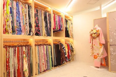 Kawaii Osaka Kimono Rental & Sales -カワイイオオサカ-