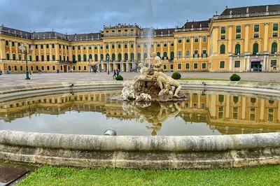 Parade Court Fountains