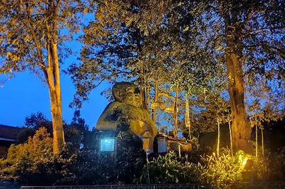 Patung Bayi