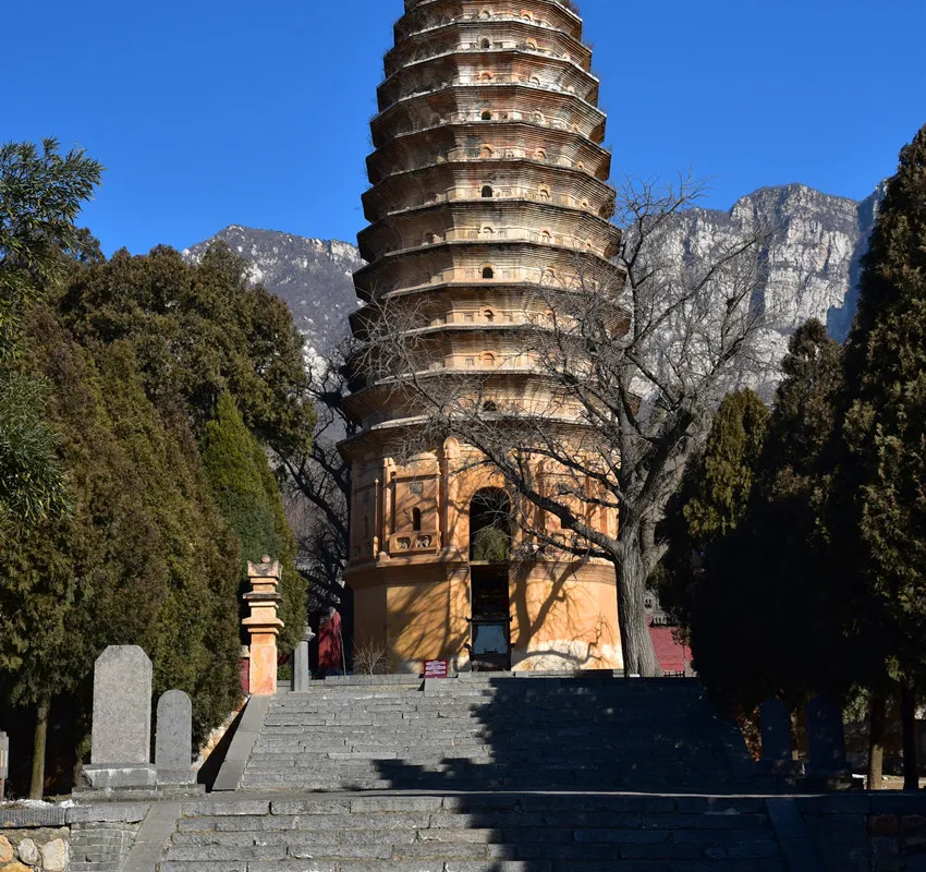 天地之中美男子——1400岁嵩岳寺塔