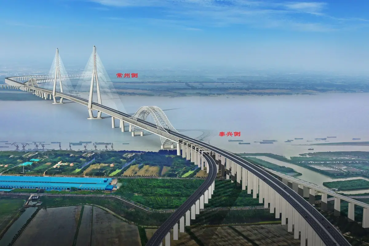 在建世界最大跨度公铁两用斜拉桥——常泰长江大桥的“常”和“泰”