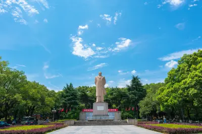 东方红广场