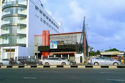 Samantha Cinema