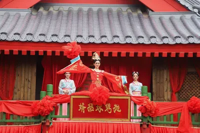 “Give Me a Day, I’ll Give You a Thousand Years”: Xi’an’s “The Romance of Eternity” Becomes a Hot New Check-in Destination