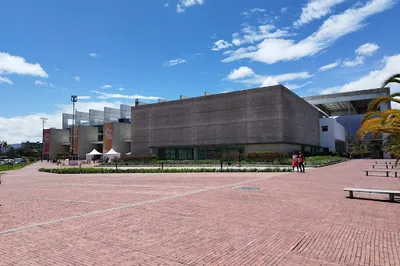 Simon Bolivar Aquatic Complex