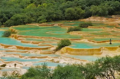 Huanglong: 'The Celestial Pond on Earth'! Unlock the Breathtaking Scenery of the 'Four Wonders' Destination