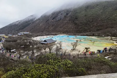 Sichuan 8-Day Tour – Recalling Chengdu, the Beautiful Jiuzhaigou and Huanglong