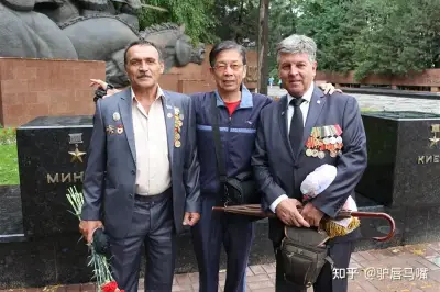 28勇士纪念公园。中亚2.哈萨克斯坦2.