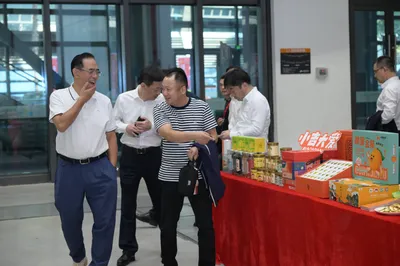 蔡振華現身柳州全國高新區職工乒乓球大賽
