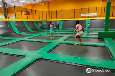 Rockin' Jump - The Ultimate Trampoline Park
