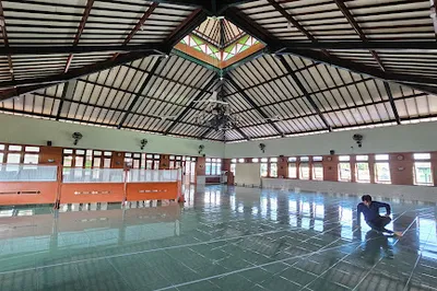 Masjid Muthohhirin(ꦩꦱ꧀ꦗꦶꦣ꧀ꦩꦸꦛꦺꦴꦃꦲꦶꦫꦶꦤ꧀)