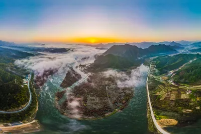 Tibet is too far, but there is also a Sichuan-Tibet Highway in southern Anhui, stunning for a late autumn self-drive trip