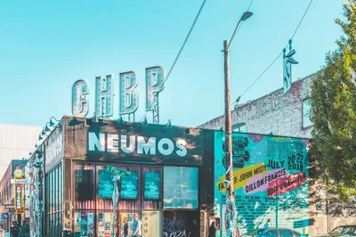 Neumos