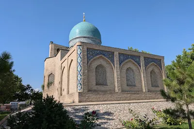 Abu Bakr Kaffal Shashi Shrine