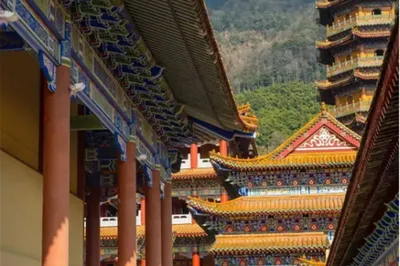 The 'Little Forbidden City' in Tianmu Mountain Can't Stay Hidden! A Place of Blessings, Ascend for Distant Views, and Privately Savor Zen Serenity
