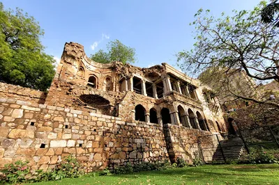Hauz Khas Complex