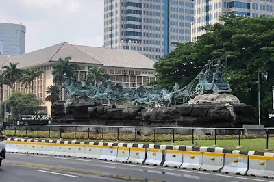 Arjuna Wijaya Statue