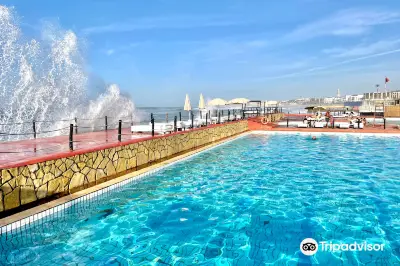 Tahiti Beach Club