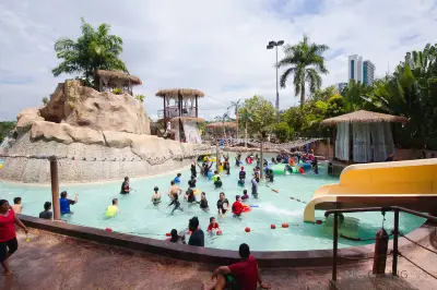 Wet World Water Park Shah Alam