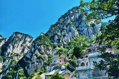 Book Cliff