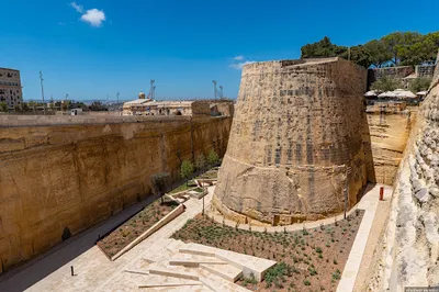 Francesco Laparelli Gardens