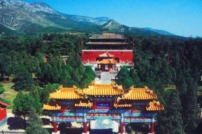 不进中岳庙 怎知嵩山之五岳极尊？