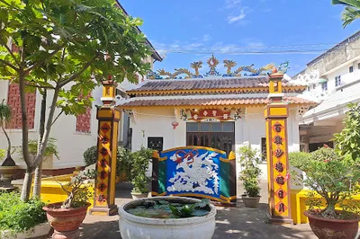 Bang Long - Vietnamese Temple