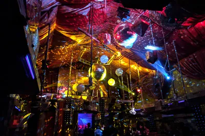 Tony’s by Nashaa Club