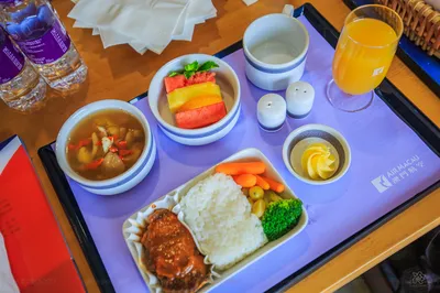 Behind the Scenes of 'Michelin-Starred' In-Flight Meals: Unveiling the Secrets of Airline Food