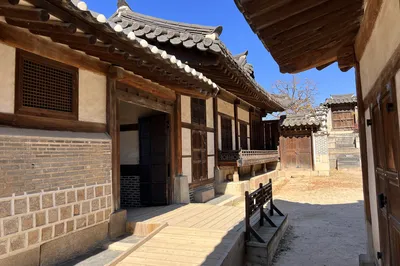 Seoul: A Microcosm of Tradition, Nature, and Humanity