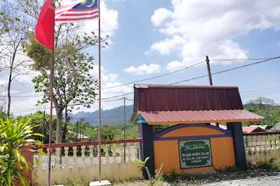 Masjid Nurus Salam, Ewa