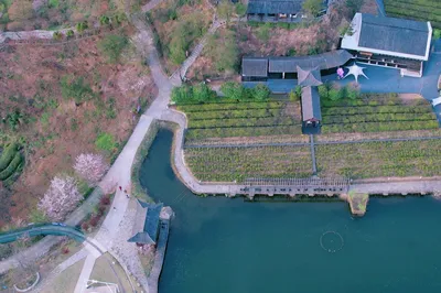 五一出遊去哪兒玩？跟着董宇輝打卡武漢清涼寨，領略武漢山水之奇