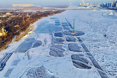 松花江上冰雪运动乐园