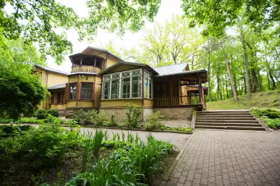 Markuciai Manor