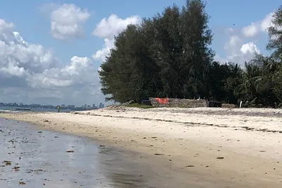 Mbali Public Beach
