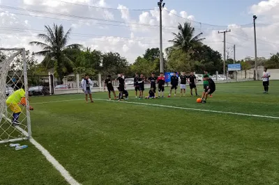 ເດີ່ນເຕະບານສາມັນຊົນ-Samunson football field