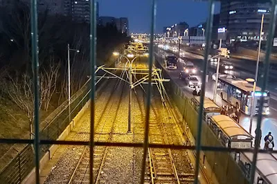 Şirinevler Meydanı Atatürk Anıtı