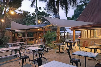 Tiki Pool & Bar