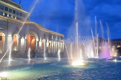 Dancing Fountains
