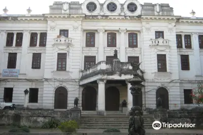 Kaiser Library