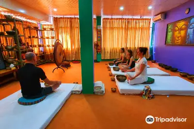 Om Singing Bowls & Healing hub