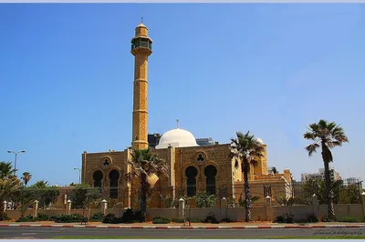 Al-Bahr Mosque
