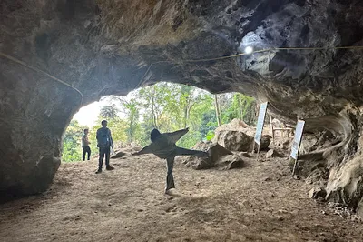 Phathok Caves