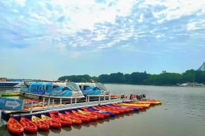 Donghu Kayak & Paddleboard (Chufengyuan Store)