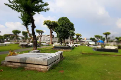 Loyola Memorial Park
