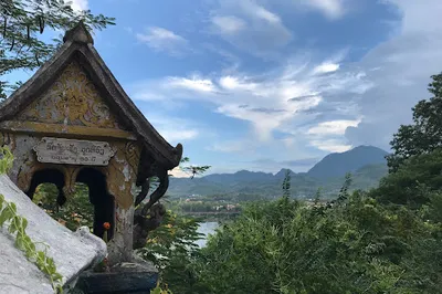 Buddha’s Footprint Temple