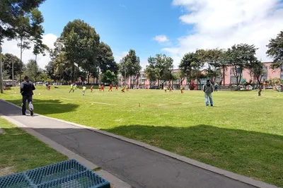 Las Flores Park