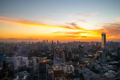 睡進雲端，在深圳灣萬麗酒店遇見360度絕色山海美景