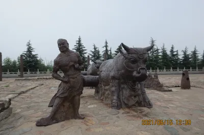 Pujin Ferry Site: The Millennia-old Giant Iron Oxen of the Yellow River