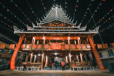 Exploring the Ancient Dong Village in Guangxi: Celebrate the Dong New Year, Enjoy Folk Customs, and Taste Oil Tea with Me!